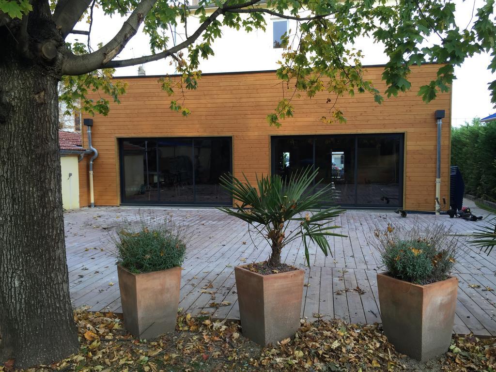 Bull'It Hotel Saint-Genis-Laval Exterior foto