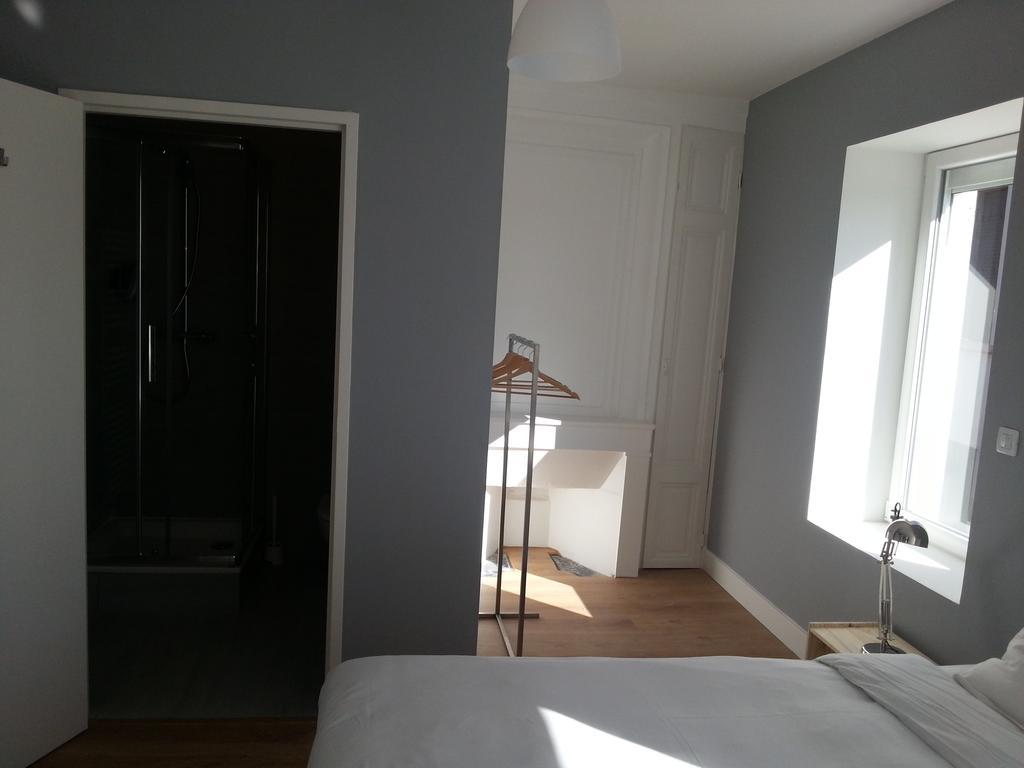 Bull'It Hotel Saint-Genis-Laval Quarto foto